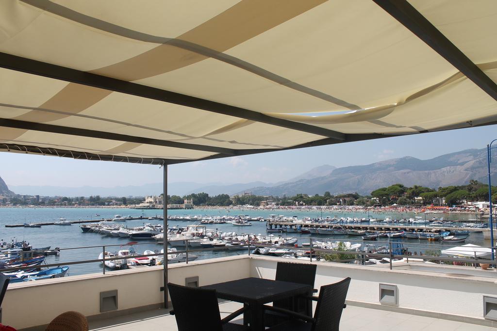 B&B Simpaty Mondello Exterior photo